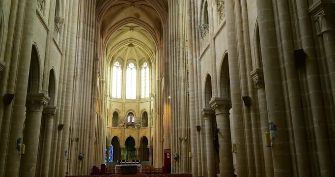 Notre Dame Senlis cathedral, Oise department, Picardy, France