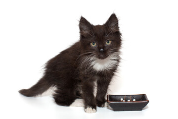 Small black and bowl.