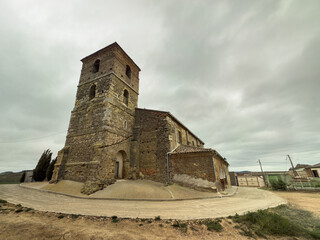 Fototapeta premium Church of Saint Martin in Villaproviano, Palencia