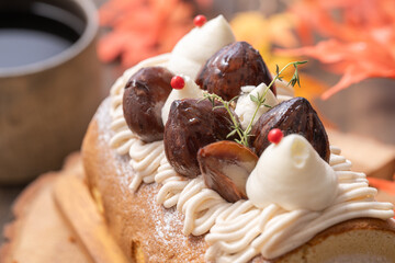モンブランのロールケーキ