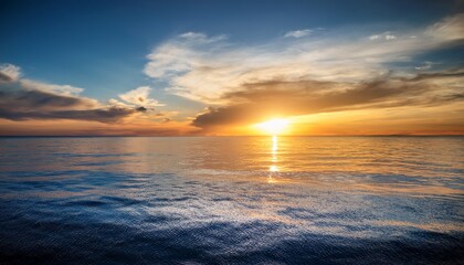 Fototapeta premium Sunset Ocean Sea Serene Sunset Over Calm Ocean
