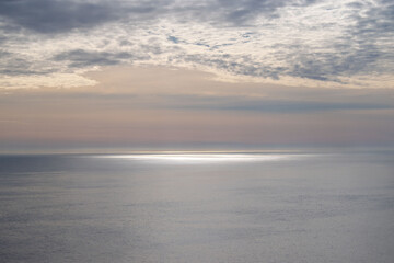 Atardecer en el oceano pacífico, Curiñanco, Chile