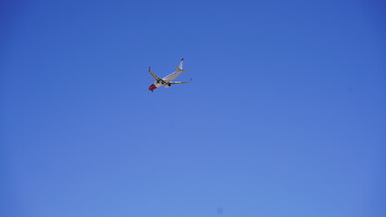 Widok na lądujące samoloty © Mateusz