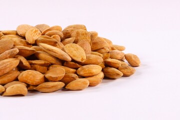 Shahristan Almonds from Afghanistan