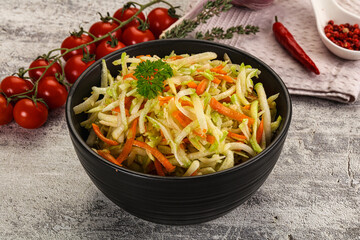 Vegan salad with kohlrabi and carrot