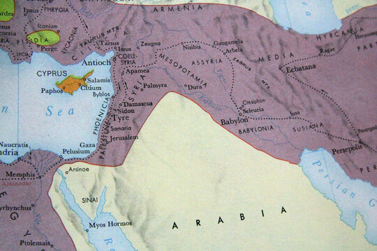 Old  map of the Ancient Near East during the Persian Empire (5th century BC), showing Mesopotamia, Babylonia, Assyria, Phoenicia, Palestine, and major cities like Babylon, Persepolis and Jerusalem.