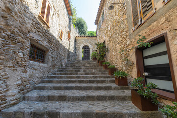 narrow street in the old town of Besalu