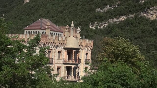 Cercs abandoned Count F&iacute;gols Olano mansion mountain sun trees