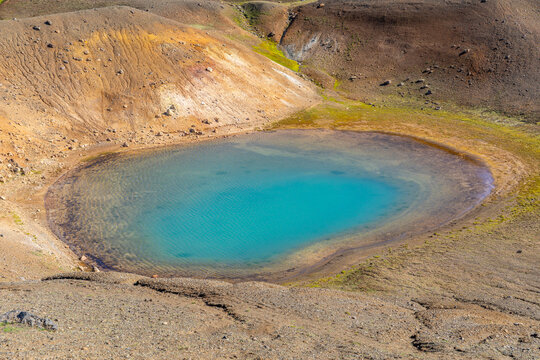Lac de crat&egrave;re sur le volcan Krafla, le plus actif du nord de l'Islande