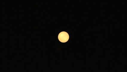 Obraz premium The radiant full moon shines brightly in the dark night sky above us