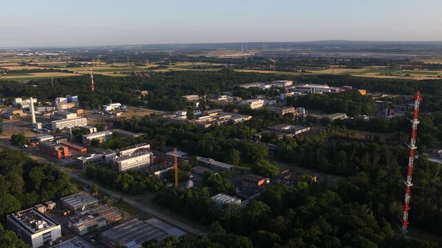 The Forschungszentrum Julich GmbH is a research center in Julich , Germany, part of the Helmholtz Gemeinschaft, German Community of Research Institutes.