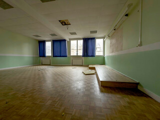 Urbex, bâtiment désaffecté - salle de classe