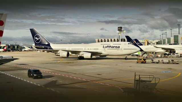 Boeing 747 Jumbo of German airline Lufthansa at Frankfurt Airport