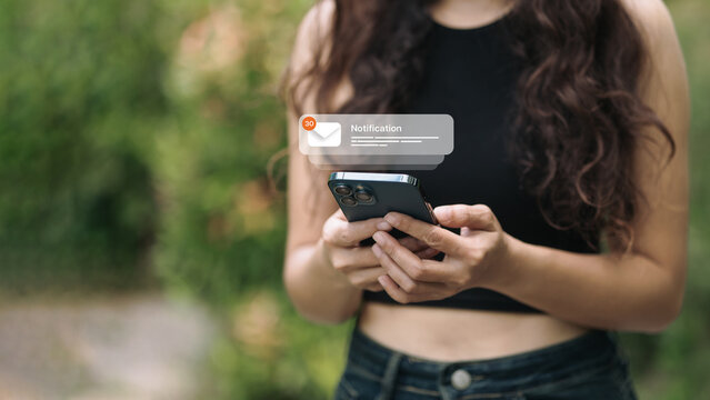 Push Notification and Mobile Message Alert on Smartphone Outdoors
