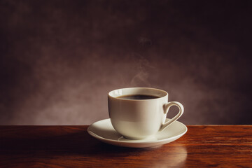 テーブルの上のホットコーヒー