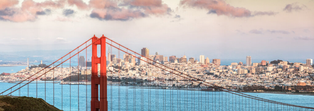 Panoramic of Golden Gate bridge at sunset, San Francisco