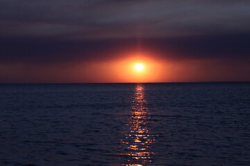 Fototapeta premium sunset over the ocean