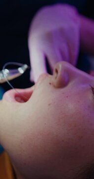 dental upper arch teeth alignment using orthodontic archwires and brackets