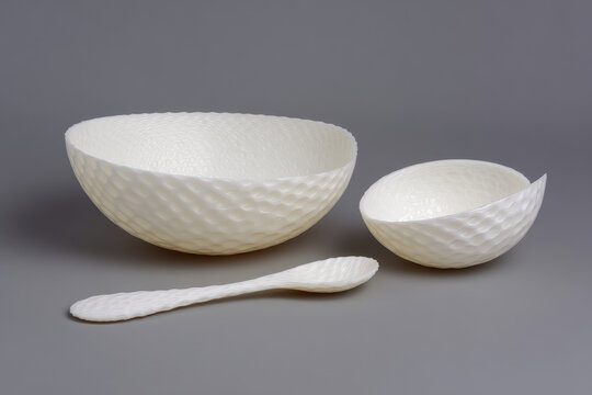 workshop dedicated to creating innovative tableware designed for individuals with vision and motor skills