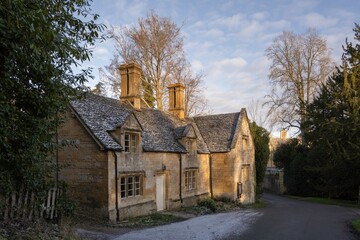 Fototapeta premium Cottage at Stanway, Cotswolds, Gloucestershire, England.