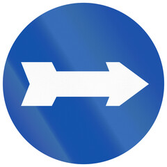 Historic road sign in Finland - Turn right (1937-1957)