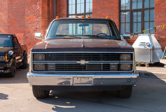 Classical American Pickup truck Chevrolet Silverado 30