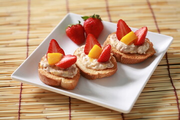 cupcakes with strawberry jam