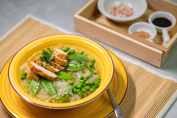 pho soup with chicken meat