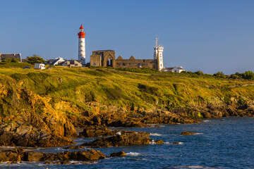 Obraz premium Saint-Mathieu Lighthouse, Pointe Saint-Mathieu in Plougonvelin, Finistere, France
