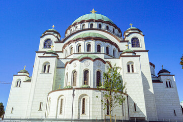 Fototapeta premium Belgrade's most famous temple – the Church of Saint Sava. Monumental Orthodox architecture, symbol of Serbian cultural identity. Major attraction for religious and cultural tourism in the Balkans.
