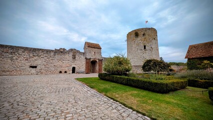 SERINGES-ET-NESLES (Aisne)