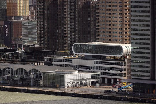 ROTTERDAM, THE NETHERLANDS - SEPTEMBER 13, 2025 - Hotel New York on Wilhelminapier in Rotterdam, Netherlands, featuring modern architecture and historical elements. ROTTERDAM, THE NETHERLANDS - SEPTEM