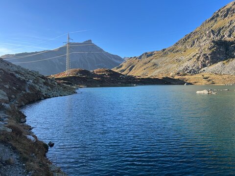 Lake Culuonnas, Guglia Lake or Julier Lake, Canton of Grisons, Switzerland - Lej da las Culuonnas or Lej dal G&uuml;glia (Lej dal Gueglia oder Juliersee), Julierpass - Schweiz