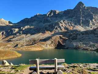 Lake Culuonnas, Guglia Lake or Julier Lake, Canton of Grisons, Switzerland - Lej da las Culuonnas or Lej dal Güglia (Lej dal Gueglia oder Juliersee), Julierpass - Schweiz