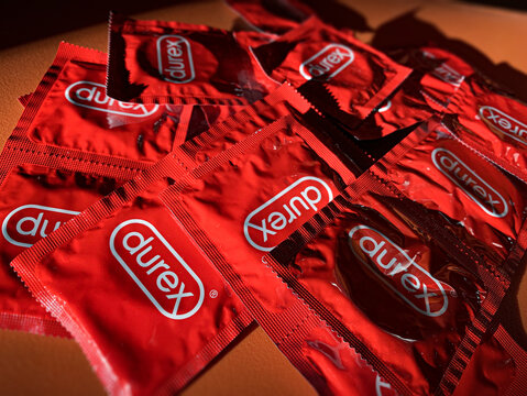 Red Durex Thin Feel Condoms