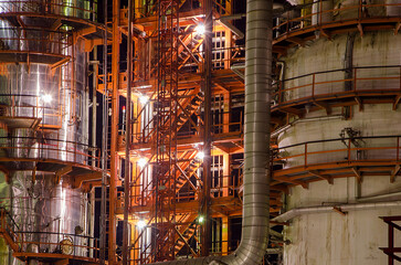 Oil refinerie, industrial facilities that process crude oil into a wide range of usable petroleum products like gasoline