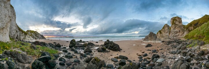 Panorama White Rocks Beach in Nordirland