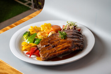 lamb chops with vegetables