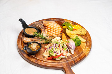 fried fish with vegetables