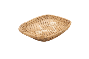 cestino in midollino dal profilo basso isolato su sfondo bianco o trasparente