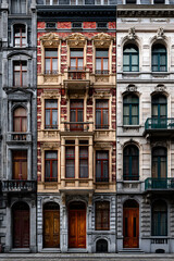 Explore the Timeless Beaut of Historic Building Facaes with Rich ArchitecturalHeritage and Distinctive Dtails in Urban Landscapes