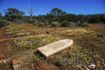 Graves of prospectors who died in a mining accident in 1899, Fields Find Gold Mine, Outback, Western Australia, Australia