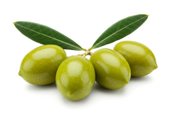 Obraz premium Vibrant fresh green olives with leaves on a clean white background, perfect for culinary themes and Mediterranean cuisine projects.