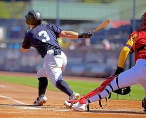 baseball player running