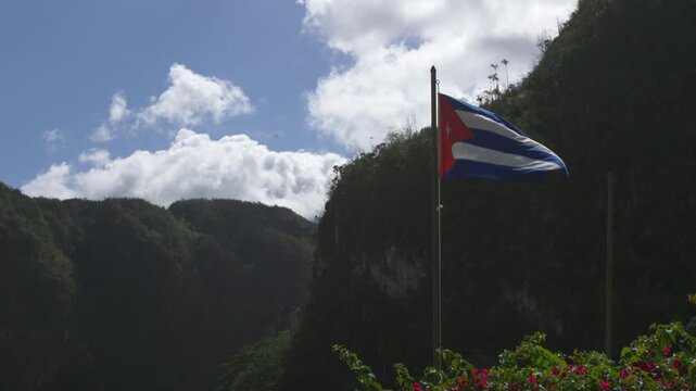 Cuban Flag flying over el Valle del Silence, Vi&ntilde;ales, Cuba