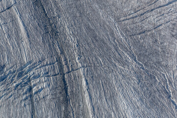 Fascinating details of glacier in full transformation under sun