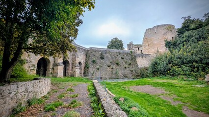 Fototapeta premium COUCY-LE-CHATEAU-AUFFRIQUE (Aisne)