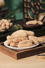 Dried Peanuts in Shell on Wooden Tray - Yunnan Selenium-Enriched Agricultural Commodity Detail