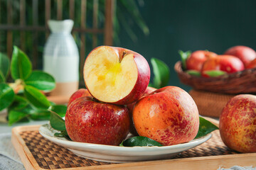 Fresh Red Fuji Apples from Daliangshan China Cut Half Kitchen Display Organic Fruit