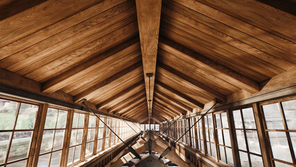 天井　木でできた骨組み